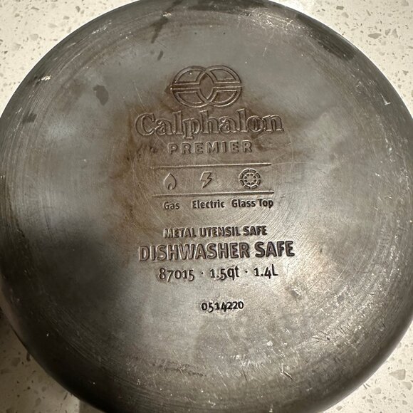 Calphalon Premier Space Saver Hard-Anodized Nonstick 1.5-Quart Sauté Pan w/ Lid - Picture 3 of 3